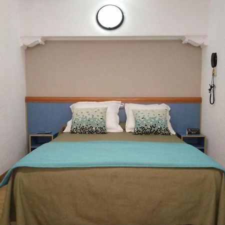 Pension Miami Барселона Екстер'єр фото