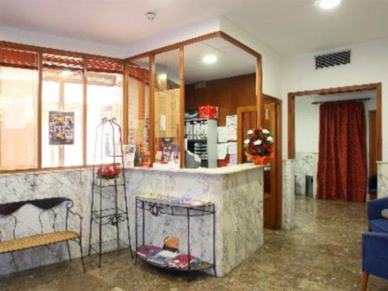 Pension Miami Барселона Екстер'єр фото