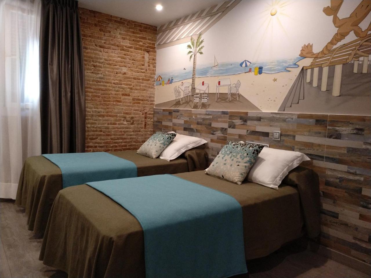 Pension Miami Барселона Номер фото